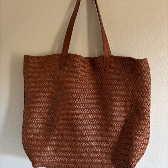 Madewell Handbags - Madewell Woven Leather Transport Tote